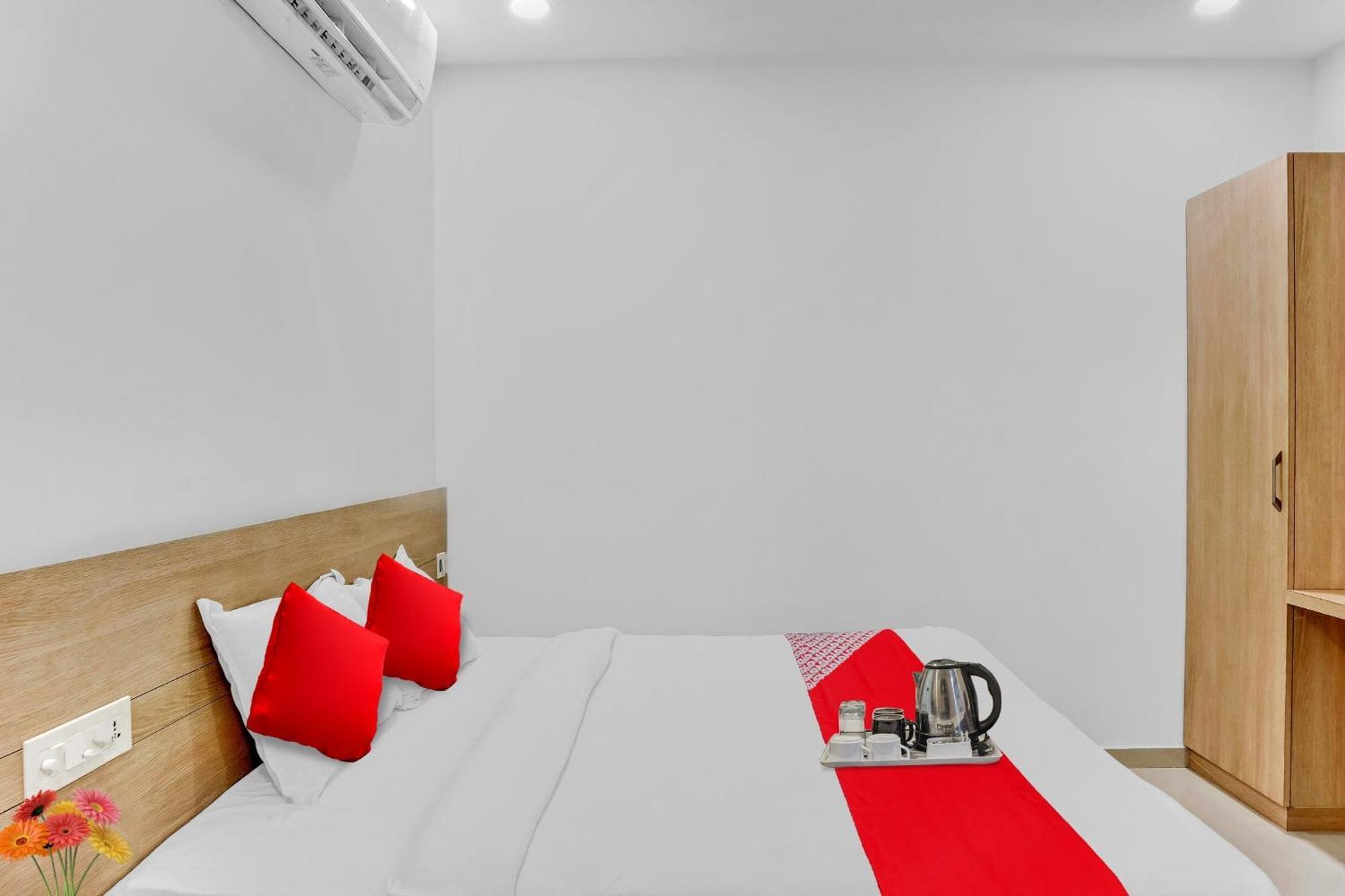 Oyo Flagship Hotel Bluemoon Варангал Экстерьер фото